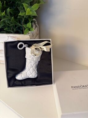 Pandora 2012 Annual Christmas Stocking Porcelain Ornament Box Retired